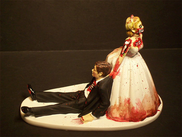 Death-Combatting Couple Cakes : Zombie Wedding Cake