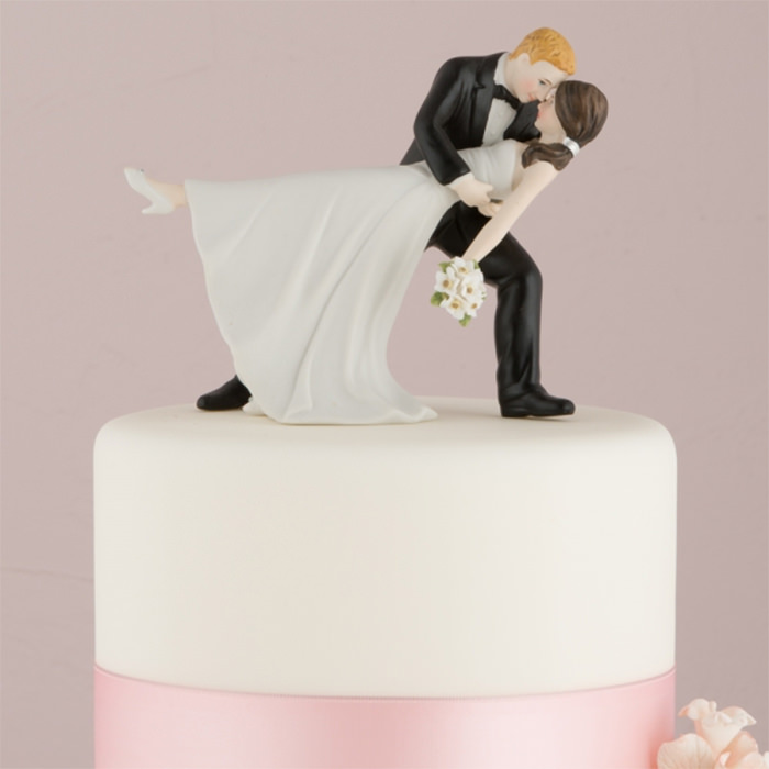 creative cake toppers