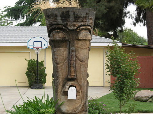 Tiki Mailbox