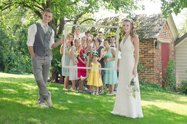 Exciting Wedding Party Group Picture Ideas